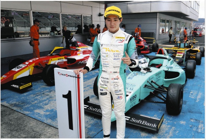 佐藤樹が圧巻のポールtoウインで今季3勝目